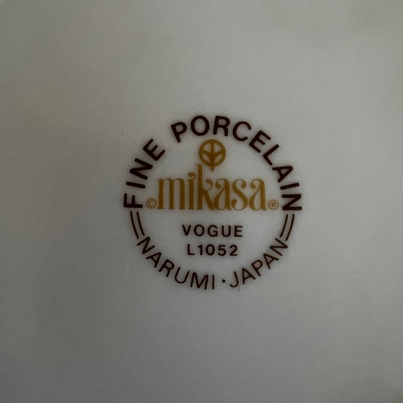 Beautiful Mikasa Vogue Soup bowl - Picture 5 of 6